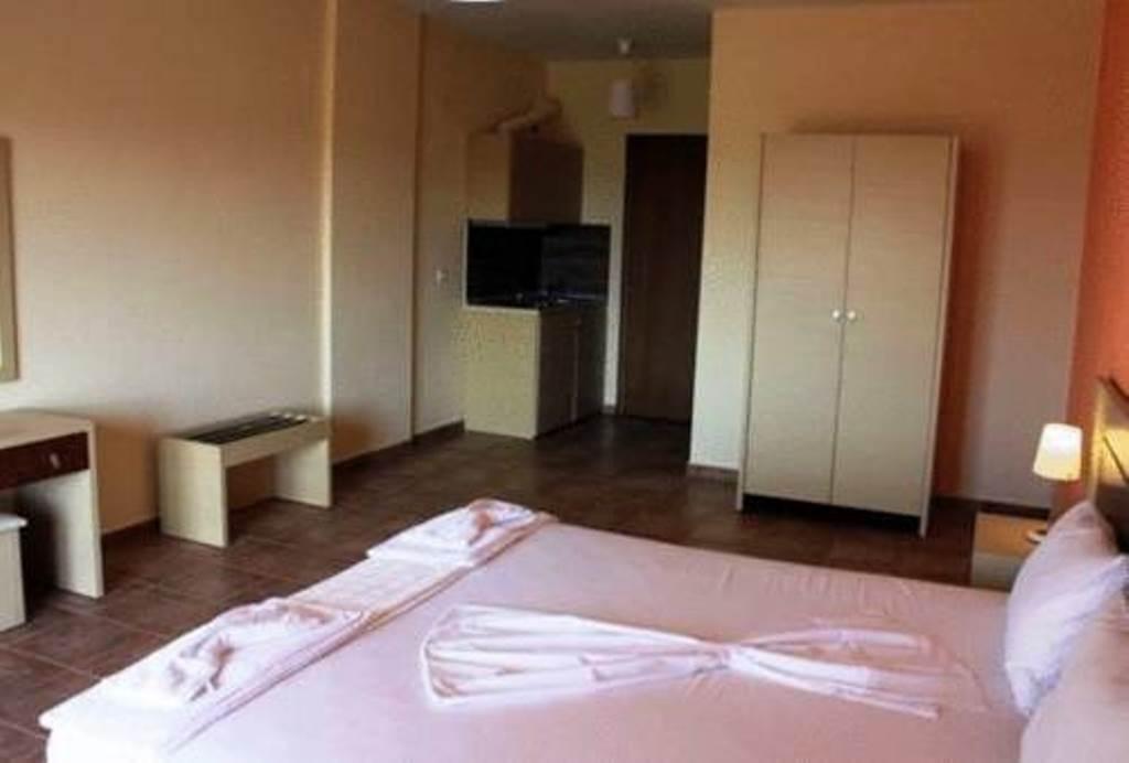Moonbeam Hotel Потос Екстер'єр фото
