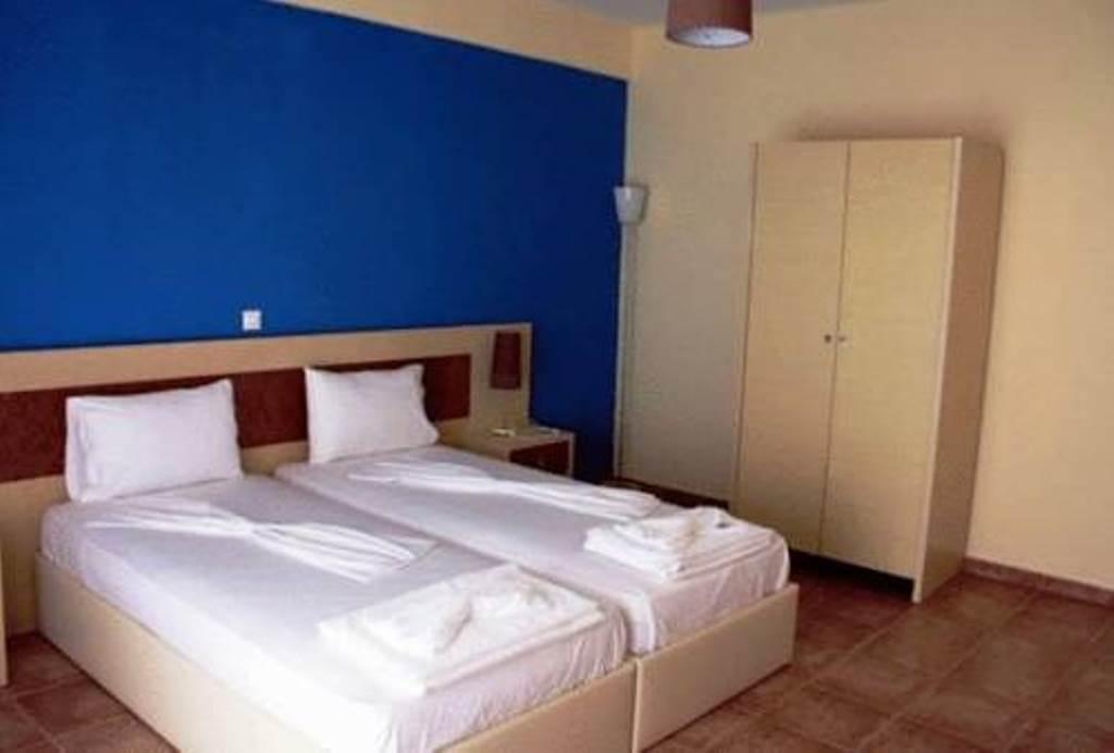 Moonbeam Hotel Потос Екстер'єр фото